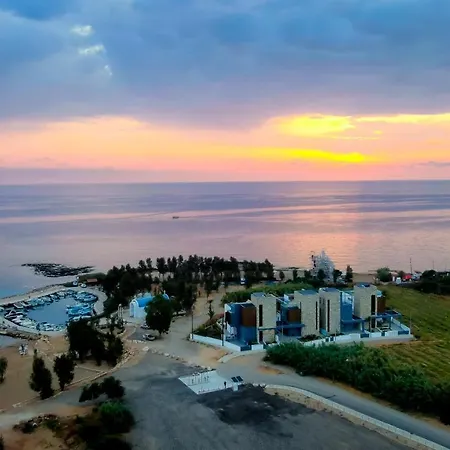 Sunrise Beachfront - 1 * Paralimni