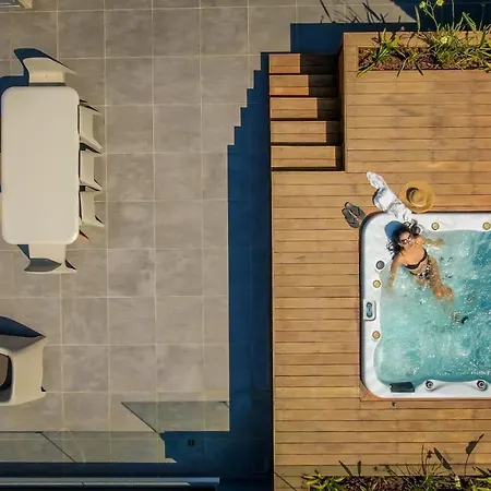 Sunrise Beachfront - 1 *