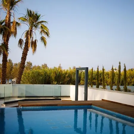 Sunrise Beachfront - 1 * Paralimni