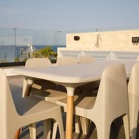 Sunrise Beachfront - 1 Villa *