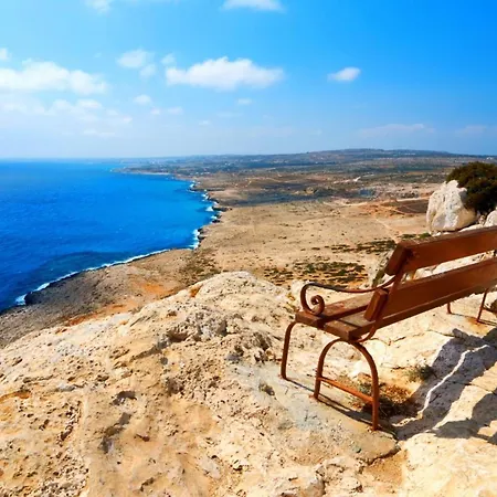 Sunrise Beachfront - 1 Vila