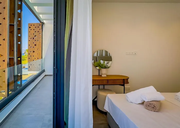 Sunrise Beachfront - 1 *